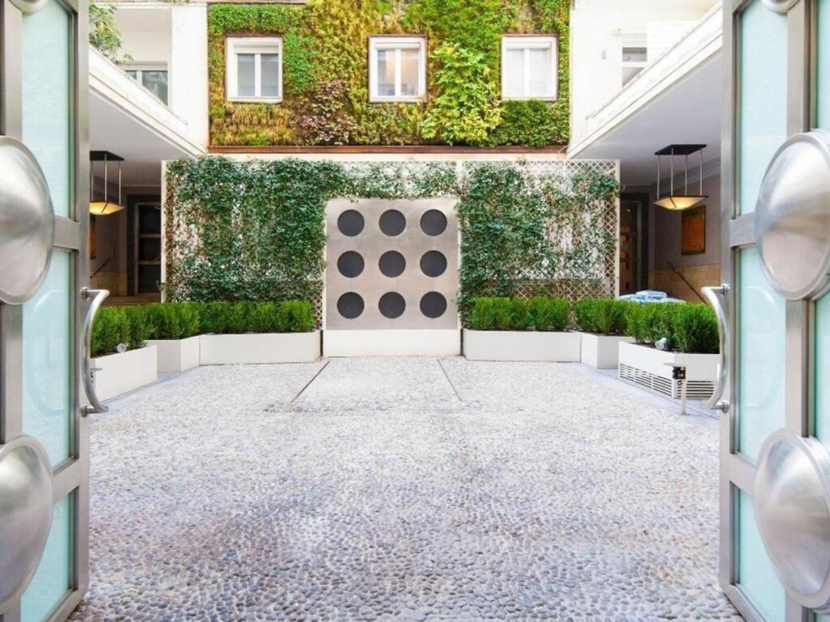 Palazzo Beltrade By Halldis Milão Exterior foto